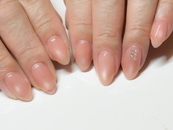 ハンドの休日/ストーンでさりげないアクセント