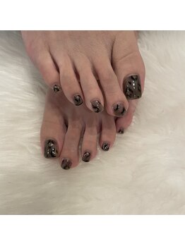 トータルサロン 白べぇーっ プラス/フットネイル