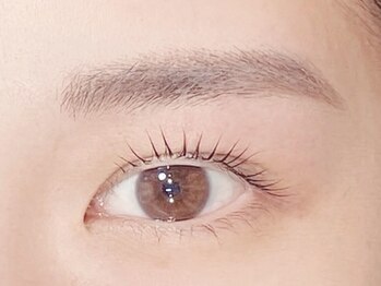 ドール ビューティー(DOLL BEAUTY)の写真/話題のアイブロウスWAXタイリンで大人可愛い眉毛へ美眉スタイリングで美人度UP♪