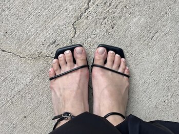 サクノネイル(SAKUNONAIL)/ホワイトパールフットネイル