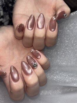 うるうるマグネットネイル