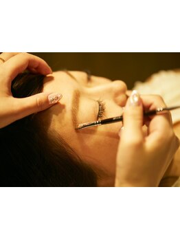 アイブロウメニューがあるサロン