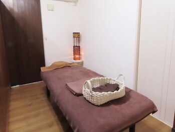 瀬戸の杜鍼灸治療院 アンド ピュアボディ(Pure body)/個室の施術室（1）