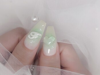 ボニータ(BONITA)/メンカラ緑ネイル