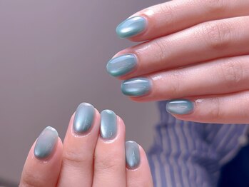 アイリス(Iris)/マグネットネイル¥4990