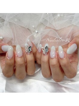 アール 喜多見 成城学園前(R)/パーツネイル