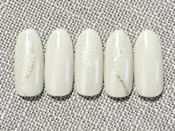 お気軽ビューティエーヴィヒ(Ewig)/シンプル定額ネイル4800円