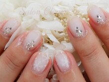 サロン クローバー/雪の結晶ネイル/グラデーション