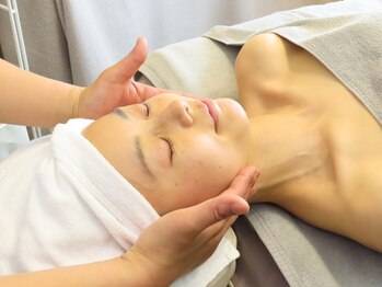 ダイダイ(daidai)/癒しのフェイシャルで小顔実感♪