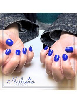 ソワ(sowa)/鮮やかブルーが主役