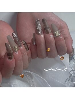 アール(R)/チェックデザイン