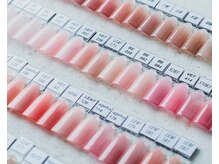 肌馴染みのいいカラー・ピンクが多数◎