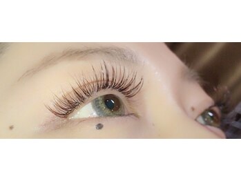ティヤム(TIAM)の写真/2～4週間ごとのリペアでいつでもキレイなお目元をキープ♪浮き・ヨレまで整えるTIAMこだわりのリペア★