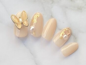 ネイルアイラッシュ アールエビス(R EBISU)/金箔ニュアンス/蝶パーツ