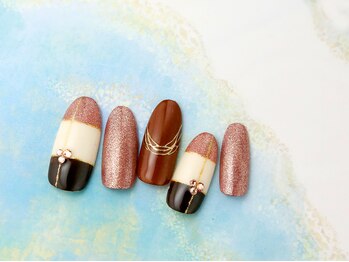 フォルチェ ゆめタウン東広島店(Folche)/ミラーアート ボーダー