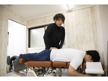篠崎駅前一整骨院 パーソナルトレーニングジム/人気ナンバー1　骨盤矯正