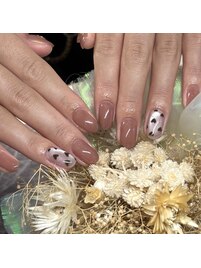 ブラウン系ガーリーネイル