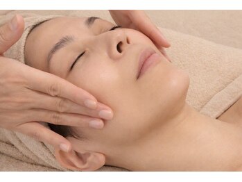 サロンラグナ(Salon Laguna)/Face たるみ・もたつきケア