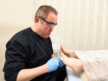 巻き爪補正店 市川駅前店/ 爪の汚れを除去☆