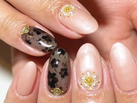レースフラワー定額ネイル