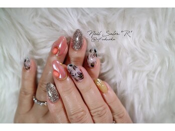 ネイルサロン R/