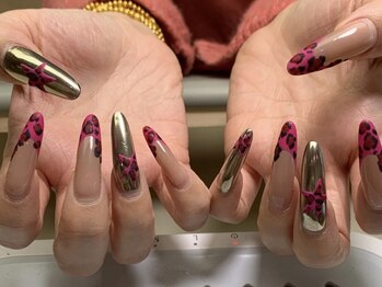 リラエス(Rela S)/ヒョウ柄デザイン