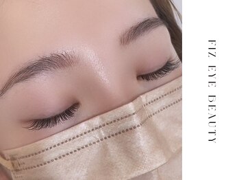フィズ アイ ビューティ 豊川八幡店(fiz eye beauty)/マツエク｜フラットラッシュ