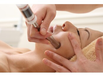 素肌美人/１回でも違いがわかる角質除去