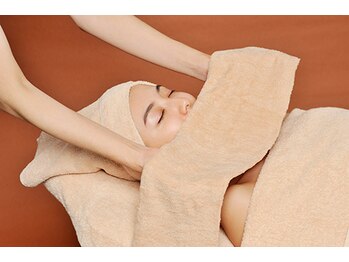 イービーシーシー梅田(e.b.c.c.)/7)毛穴洗浄&角質除去