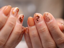 夏っぽ箔ネイル