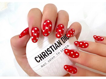 キラキラ水玉ネイル!