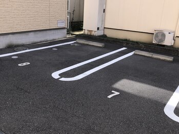 《駐車場　7番》