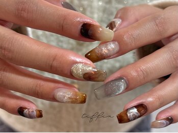 ネイルサロン ティフィン(tiffin)の写真/手元が華やかに♪長さ出しで思いきり可愛いアートが楽しめる★ナチュラルな長さ出しでスラっと美しい指先に