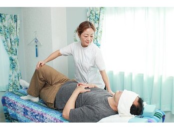 漢方痩身&小顔&骨盤矯正院/