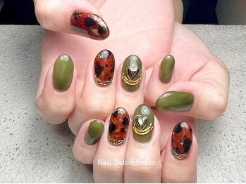 ブリージョ(Brillo)/ハンドデザイン