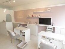 ネイルズリッツ(Nails lit.)の雰囲気（ネイルスクールも開設予定！お楽しみに♪）