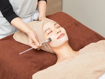 リアン 長久手店(Rian)の写真/【乾燥対策・高保湿！】潤いもっちり肌フェイシャル（肩・ヘッドマッサージ付）※90分