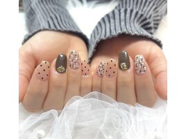 Momokaお任せデザインネイル