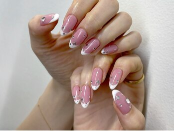 インザピンクリリー(in the pink LILY)/フレンチネイル/ワンホンネイル