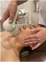 ロザリア(ROSALIA)/最新機器で小顔に♪