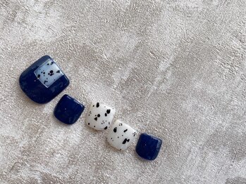 スリー(THREE)/Sep.2021/Foot nail design