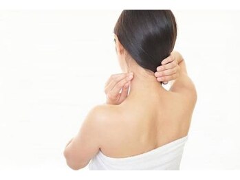 リフレ(Refre)/夏の準備　背中美人　ボディケア