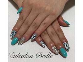 スタッフネイル