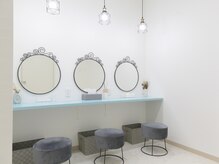 オリス 京都店(oliss)の雰囲気（当日からメイクOK！ヘアアイロンも貸し出ししています♪）