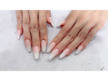 ネイルサロン エテネージュ(eteneige)の写真