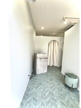 シアー(sHeeR)/清潔感のある落ち着いた空間です