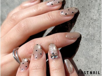 ファストネイル 池袋店(FAST NAIL)の写真/SNSで今話題のサロン!トレンドを押さえた華やかデザイン多数★モチも◎特別な日はお任せください♪