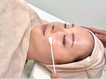 ビューティーグロウ(BEAUTY-GROW)の写真/最先端のピーリング【ホワイトスノーピール】導入♪名前の通り白雪肌を目指せるピーリングです☆
