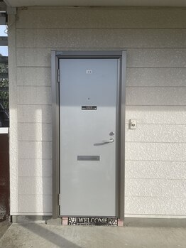 桜花カイロプラクティック/店舗前ドア【インターホンあり】