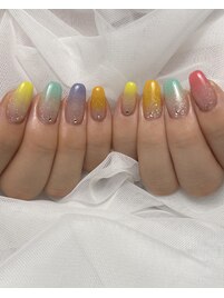 カラフル夏ネイル